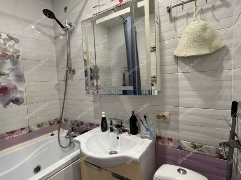 двухкомнатная квартира на проспекте Чкалова дом 52 город Дзержинск