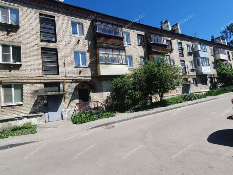 трёхкомнатная квартира на Театральной улице дом 10 город Кстово