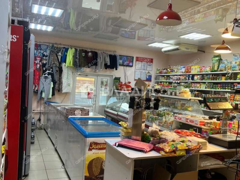 здание под офис, торговую площадь на улице Октябрьская сельский посёлок Сатис