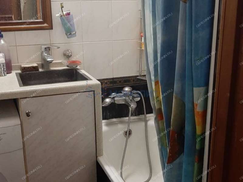 четырёхкомнатная квартира на улице Композитора Касьянова дом 5