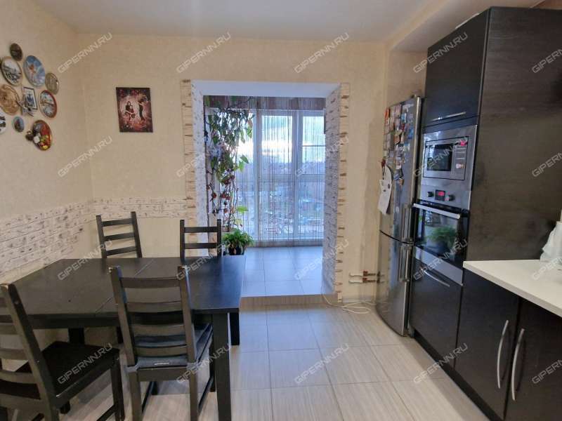 трёхкомнатная квартира на Полевой улице дом 8 город Кстово