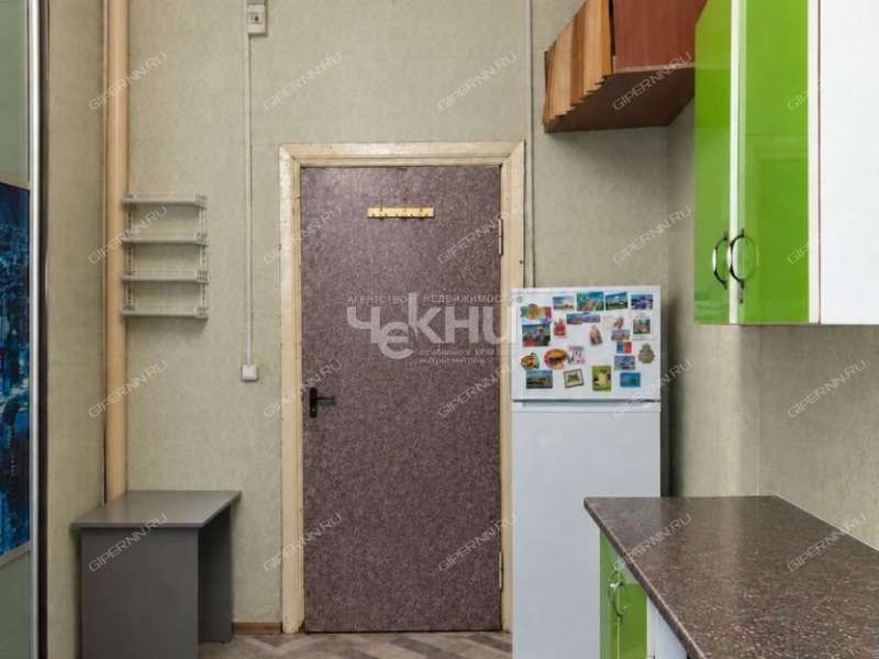 комната в доме 43 на Народной улице