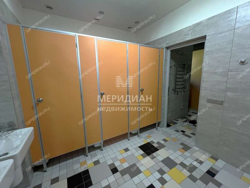 здание под коммерческую недвижимость на Альпийская село Шава