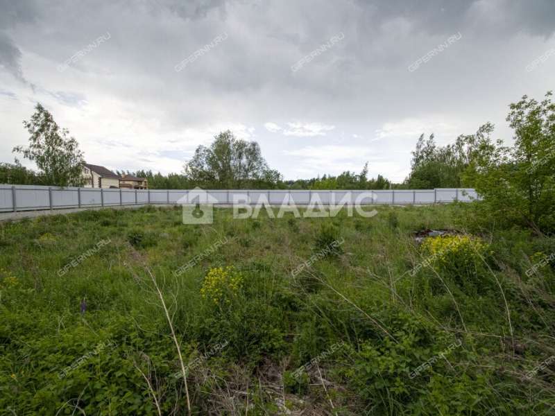 здание под офис, торговую площадь на Полевой улице