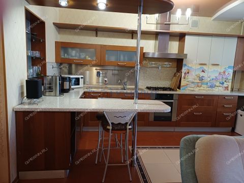 3-komnatnaya-ul-nevzorovyh-d-85 фото