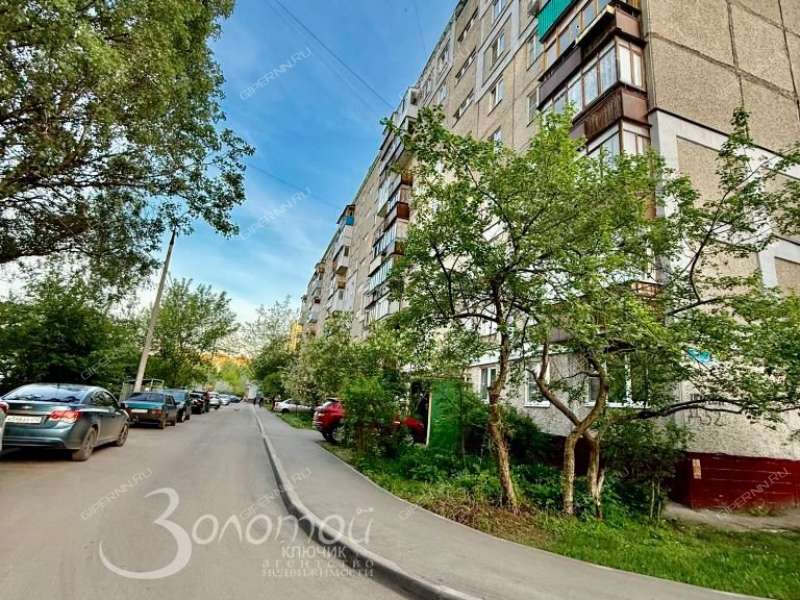 трёхкомнатная квартира на Космической улице дом 52