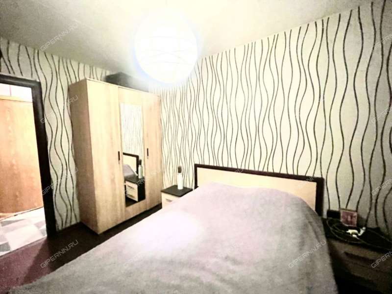 двухкомнатная квартира на улице Красных Зорь дом 15