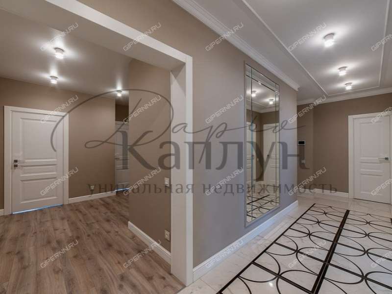 четырёхкомнатная квартира на улице Маршала Баграмяна дом 1