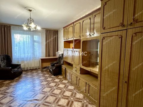 1-komnatnaya-nab-volzhskaya-d-10 фото
