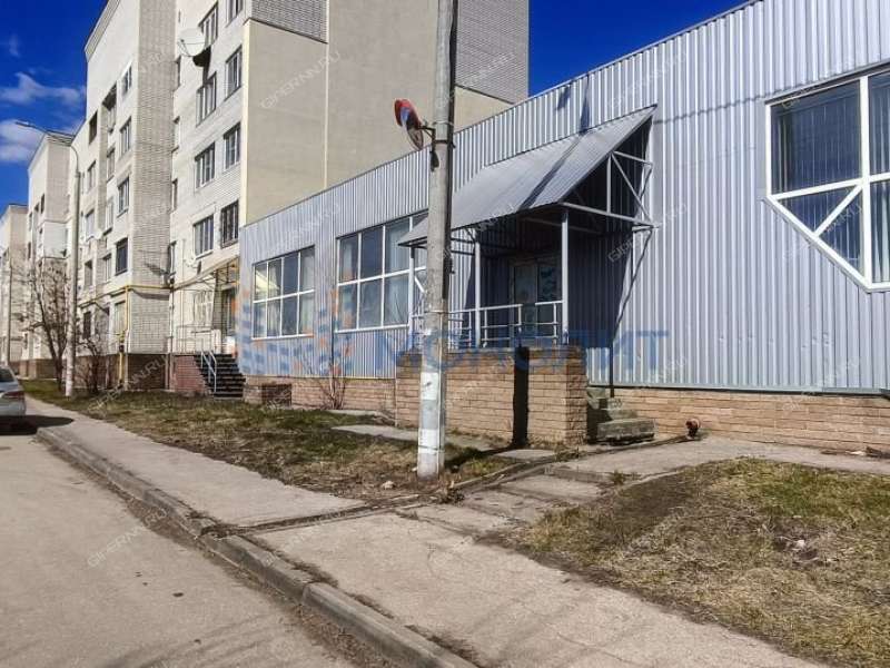 помещение под офис, торговую площадь на Путейской улице