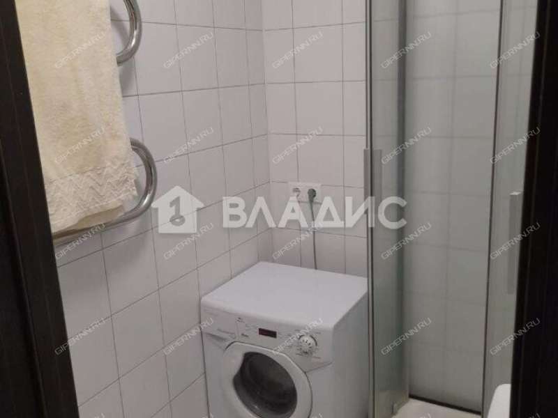 двухкомнатная квартира на улице Коминтерна дом 10