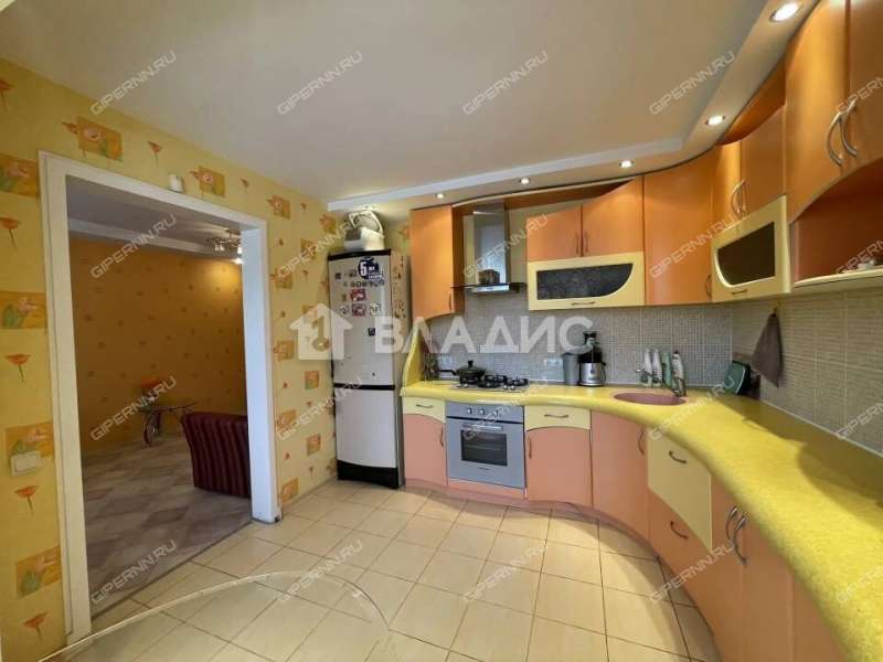 трёхкомнатная квартира на проспекте Ленина дом 30Г