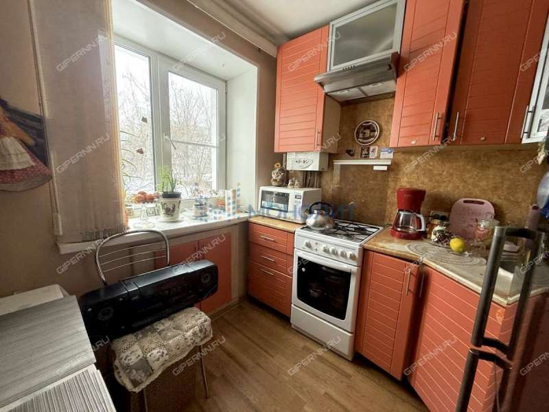 трёхкомнатная квартира на Ошарской улице дом 94