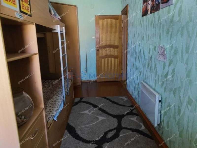 четырёхкомнатная квартира на улице Чапаева дом 3 город Шахунья