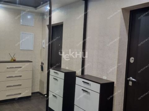 1-komnatnaya-ul-geroev-kosmosa-d-6 фото