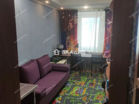 4-komnatnaya-nab-volzhskaya-d-10 фото