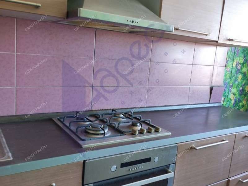 трёхкомнатная квартира на улице 40 лет Победы дом 13