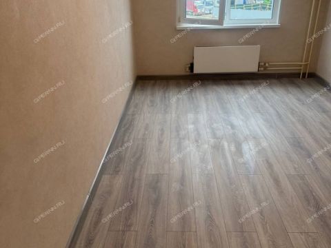 2-komnatnaya-b-r-yuzhnyy-d-1 фото