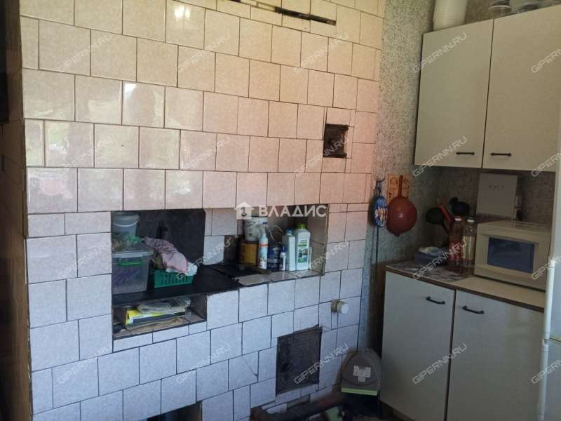 дом на Гражданской улице рабочий посёлок Красные Баки
