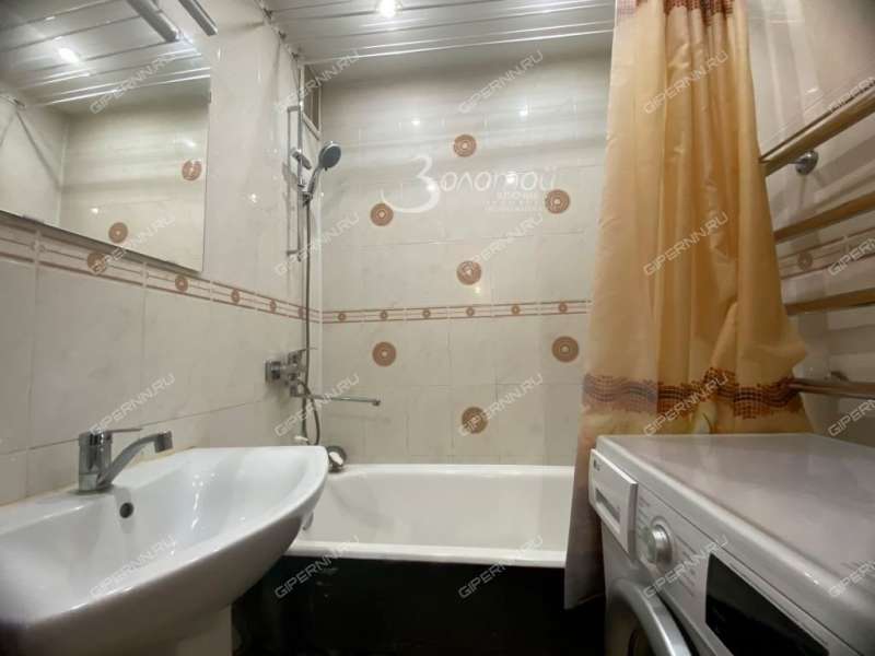 трёхкомнатная квартира на Ковалихинской улице дом 72