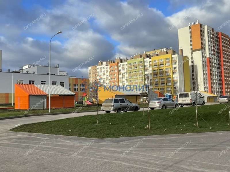 четырёхкомнатная квартира на улице Романтиков дом 15