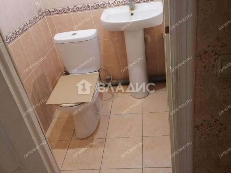 трёхкомнатная квартира на Стрелковой улице дом 65