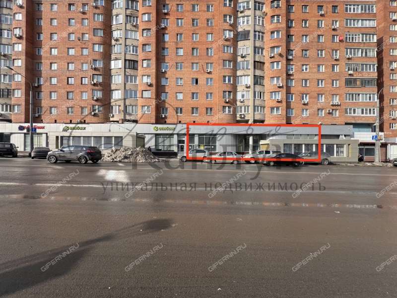 помещение под торговую площадь на улице Максима Горького