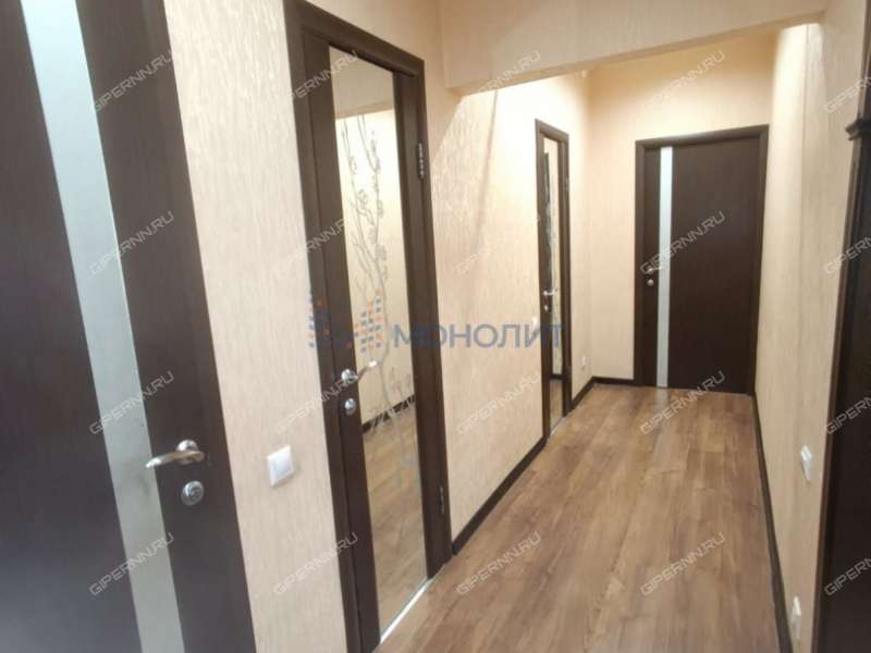 трёхкомнатная квартира на улице Богдановича дом 4