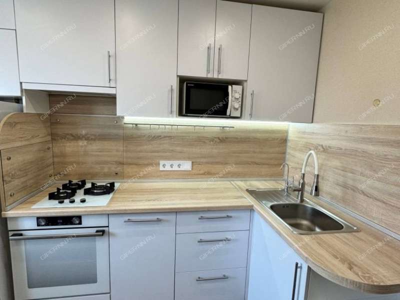 однокомнатная квартира на улице Родионова дом 180