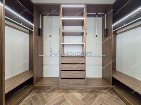 4-komnatnaya-pl-sennaya-d-1 фото