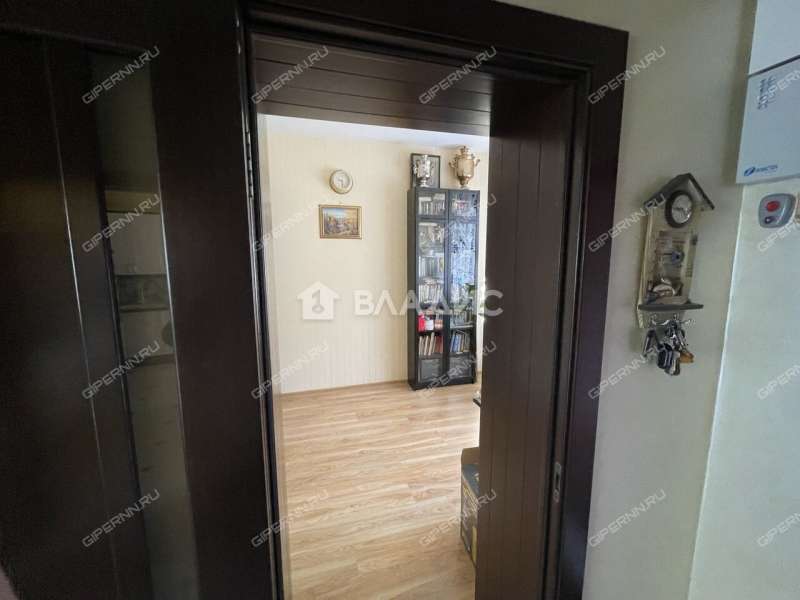 дом на 6-й улице город Бор