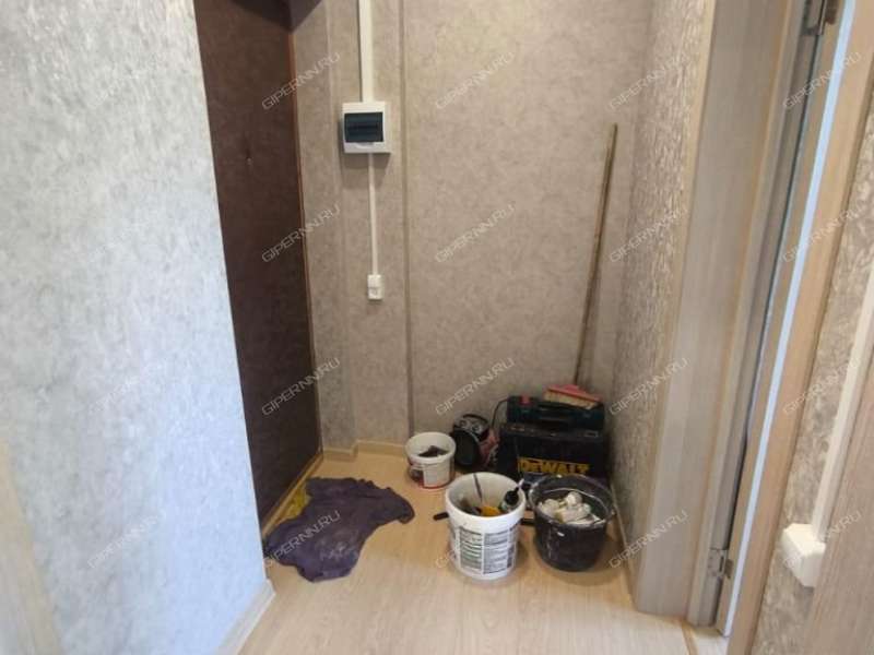 комната в доме 28 на Молодёжном проспекте