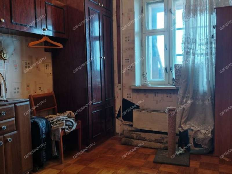 трёхкомнатная квартира на улице Максима Горького дом 144