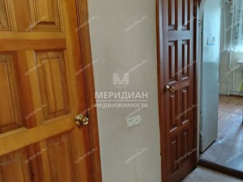 2-komnatnaya-ul-dvizhencev-d-30 фото