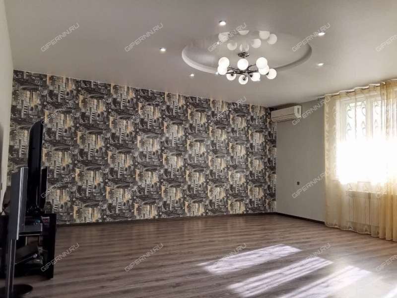 трёхкомнатная квартира на улице Бориса Панина дом 7в