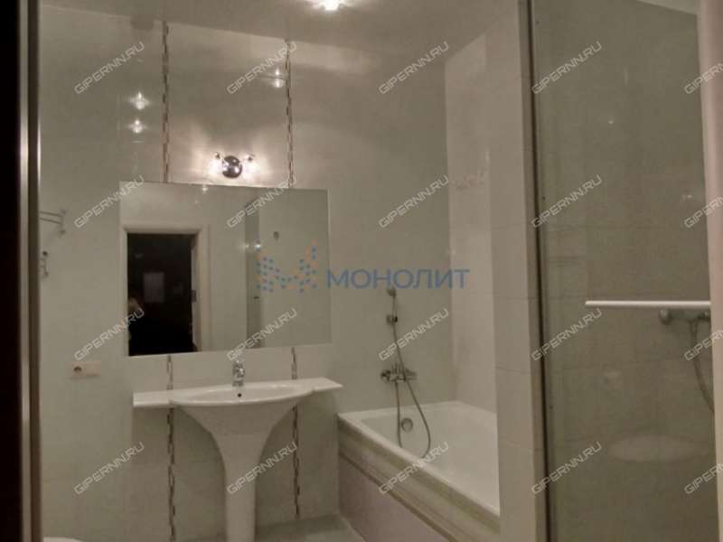 трёхкомнатная квартира на улице Ульянова дом 31