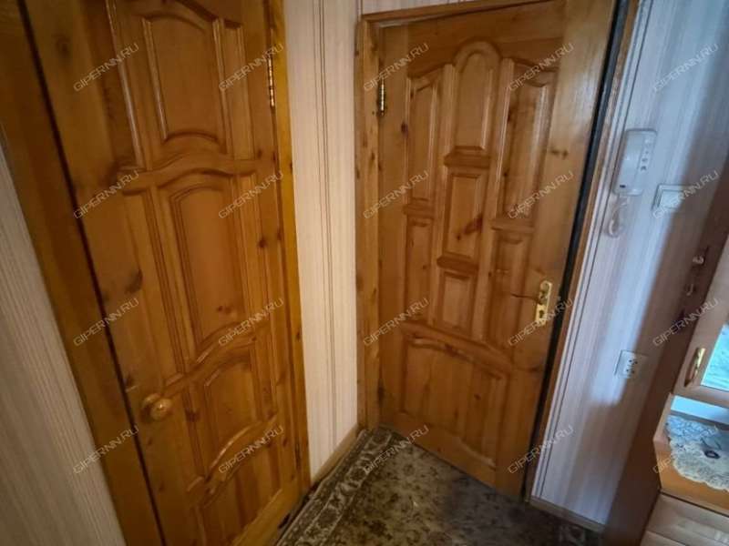 трёхкомнатная квартира на улице Политбойцов дом 8