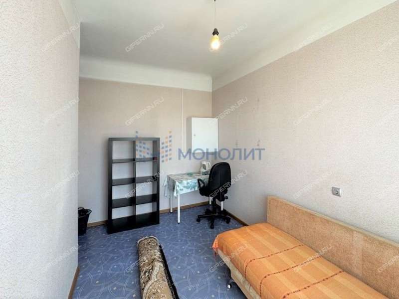 четырёхкомнатная квартира на улице Октябрьской Революции дом 37