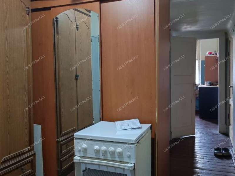 комната в доме 11 на Молодёжном проспекте