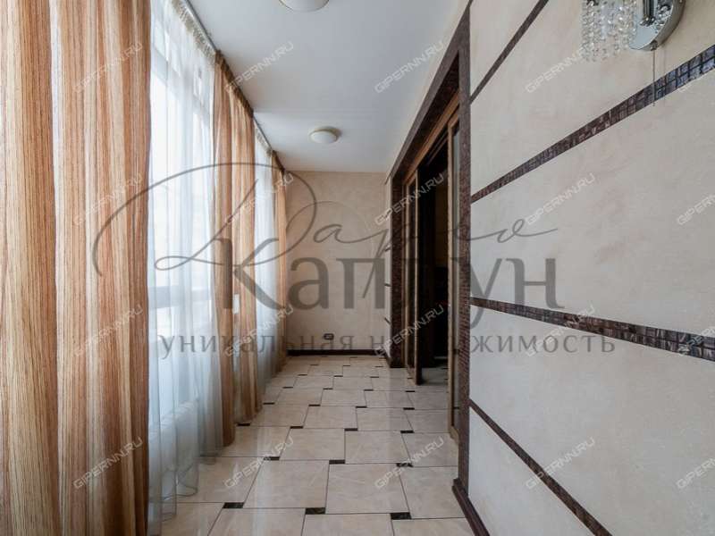 четырёхкомнатная квартира на Славянской улице дом 23