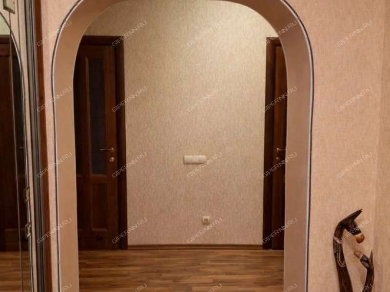 трёхкомнатная квартира на улице Ванеева дом 229