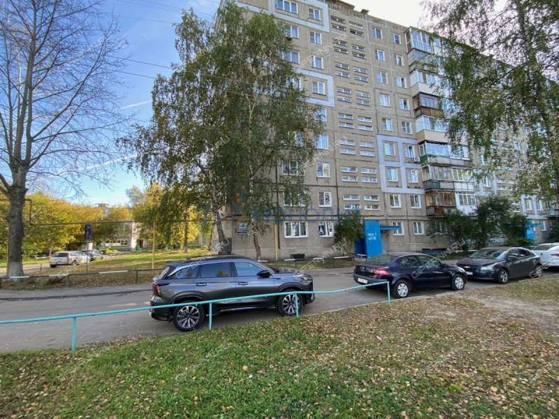 трёхкомнатная квартира на улице Пермякова дом 6