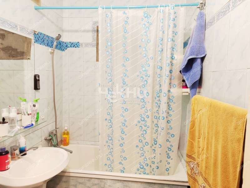 двухкомнатная квартира на улице Октябрьской Революции дом 18