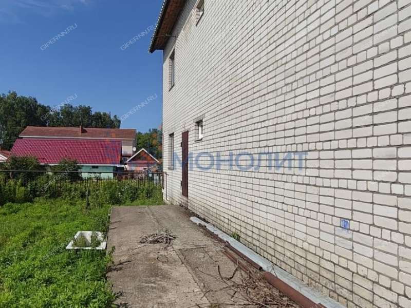 дом на Заречной улице село Редькино