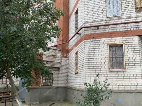 3-komnatnaya-ul-mokrousova-d-23-k1 фото