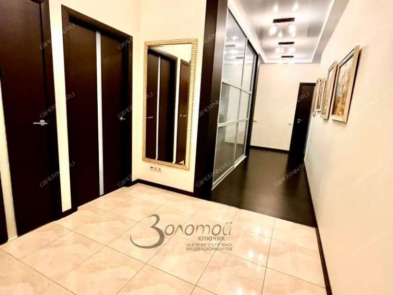 трёхкомнатная квартира на Деловой улице дом 24 к2