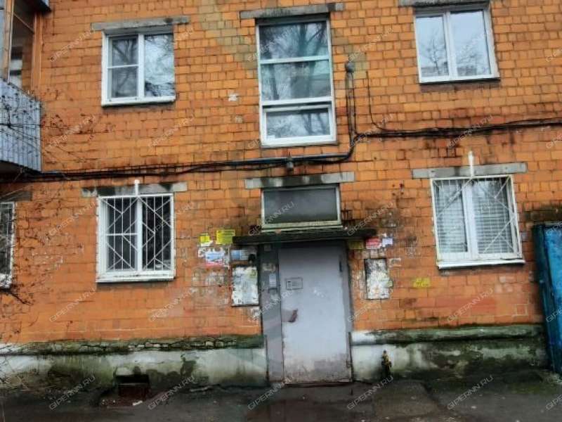 однокомнатная квартира на улице Сурикова дом 10