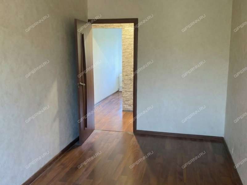 трёхкомнатная квартира на Ковалихинской улице дом 49