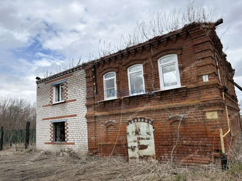 дом на Нижней улице село Тубанаевка