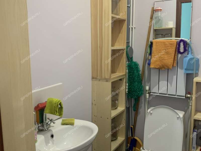 трёхкомнатная квартира на улице Славянская дом 35 посёлок Ждановский